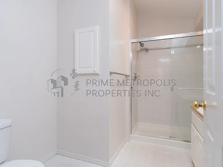 9808 NE 130th Pl #1 — Photo 16