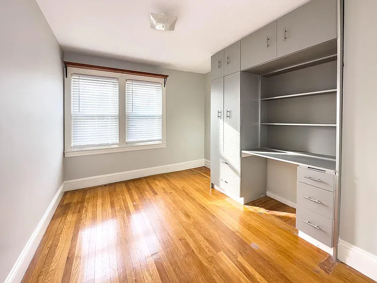 419 Maple Ave #1 — Photo 8