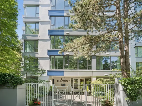 5425 Yew St #402, Vancouver, BC V6M 3X7