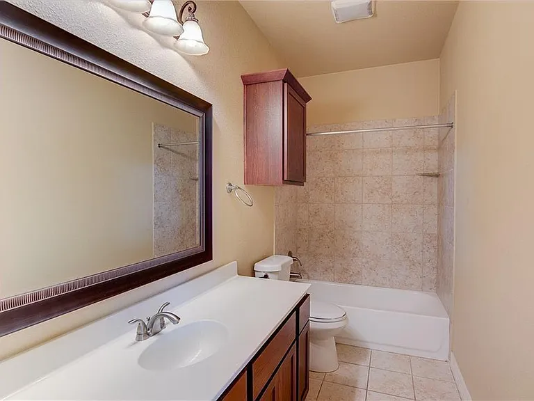 221 Geode Ln — Photo 11