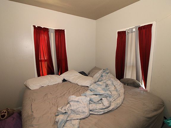 5th image of 627 N Atchison St