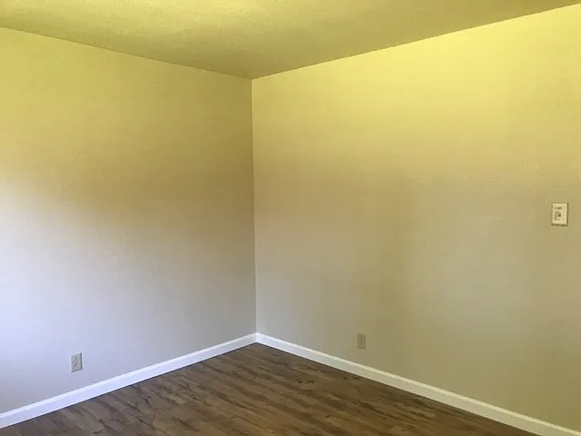 870 Briargreen Ct — Photo 10