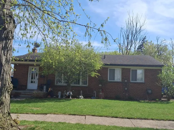 8356 Darlene St, Warren, MI 48093