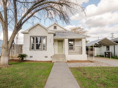 236 S K St, Dinuba, CA, 93618