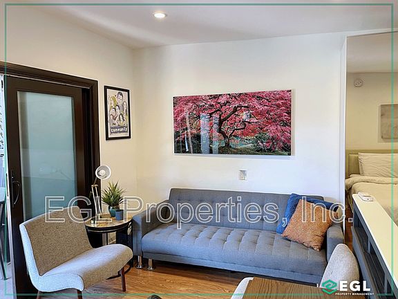 2nd image of 6657 Lindenhurst Ave #6657
