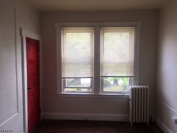5th image of 103 Hollywood Ave