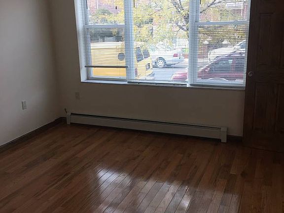 4th image of 2813 48th St