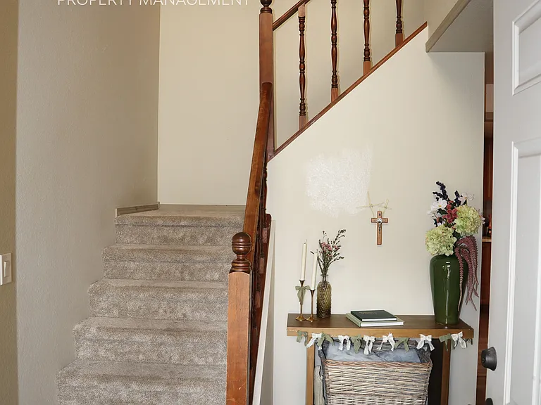 1117 S Phillippi St — Photo 4
