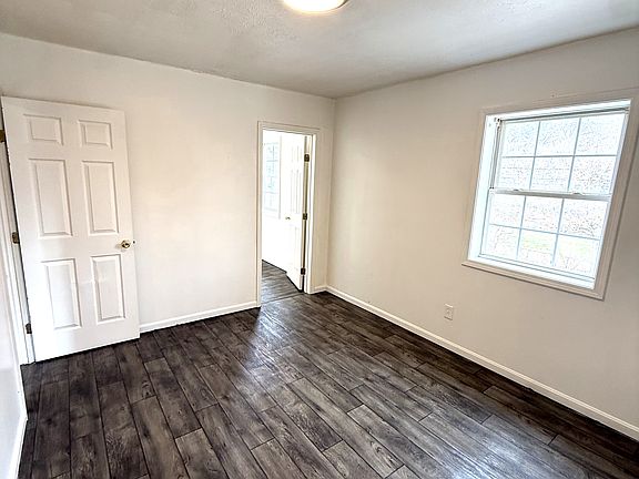 3rd image of 10118 Hall Ave #7