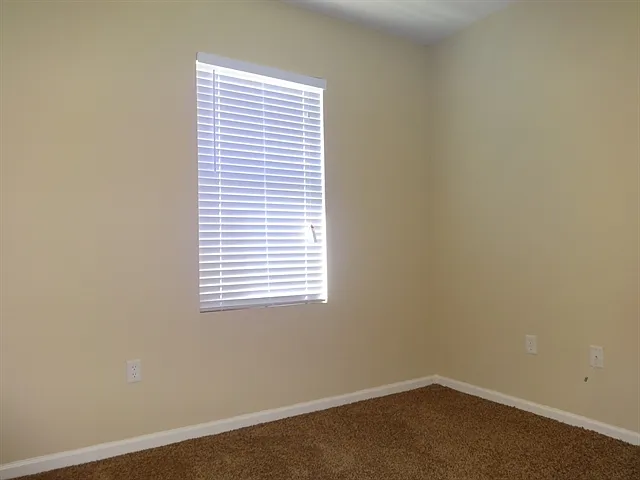 560 Loxley Ct — Photo 22
