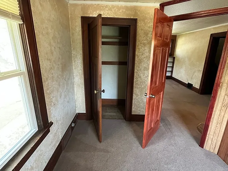 2521 Iowa St — Photo 19