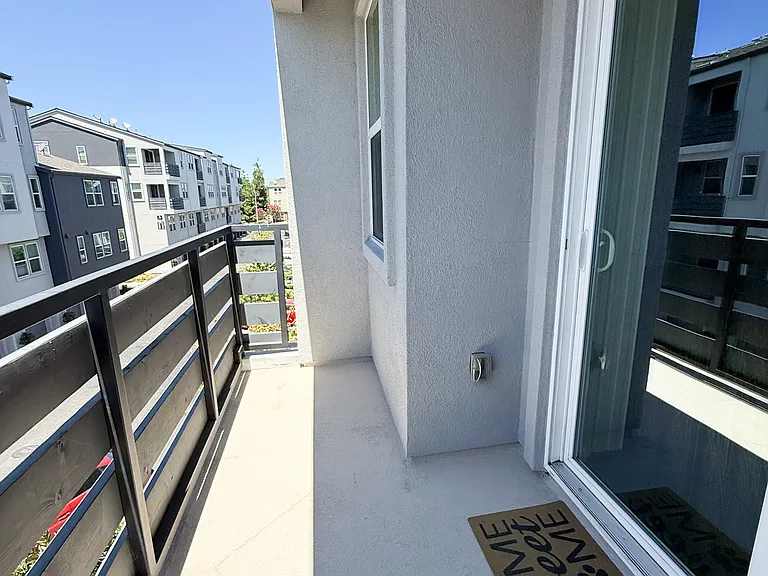 1811 Dobbin Dr — Photo 29