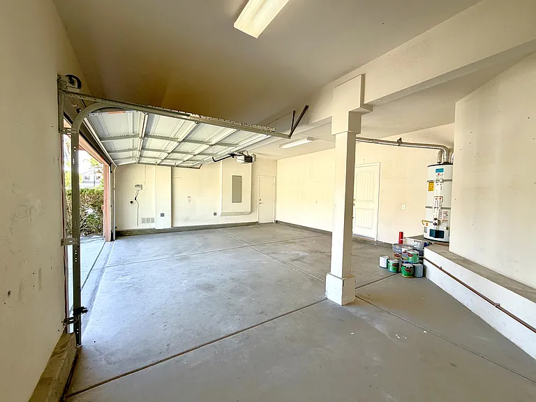 40220 Emily Pl — Photo 56
