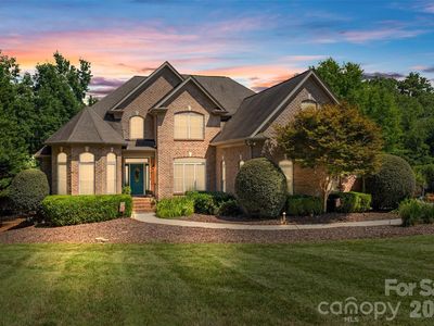 5864 Johnson Rd, Lake Wylie, SC, 29710