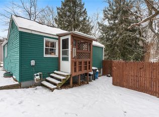 16 Walkers Mill Rd, Carnegie, PA 15106