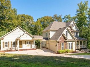 6141 Falls Ridge Trl, Sherrills Ford, NC 28673