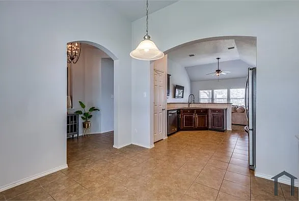 1433 Villa Paloma Blvd — Photo 5