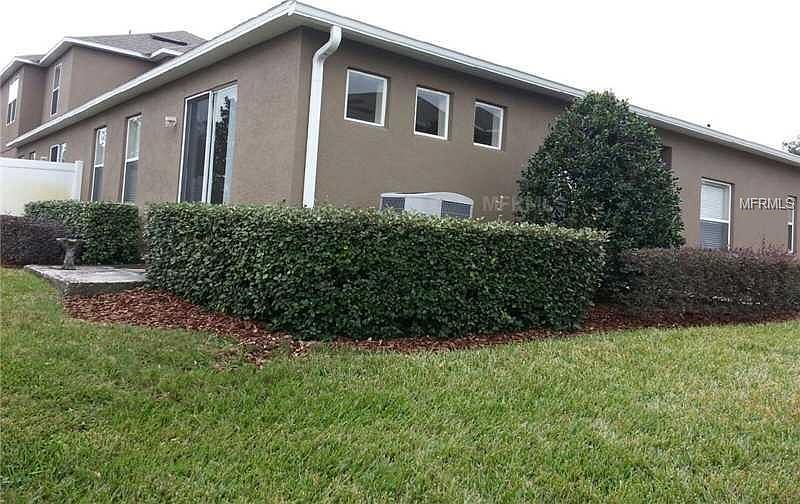 2nd image of 1040 Crestwood Commons Ave