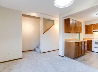 2458 Crestwood Dr, North Saint Paul, MN 55109