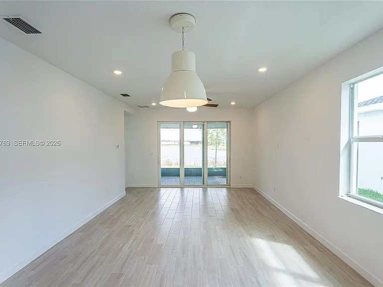 3506 Harborside Ave — Photo 14