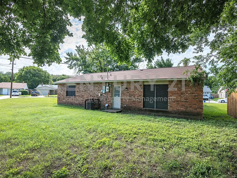 10217 Ironwood Ln — Photo 23