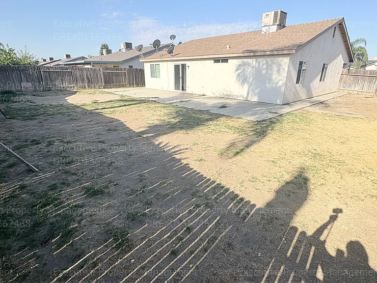 7400 Cross Glade St — Photo 41
