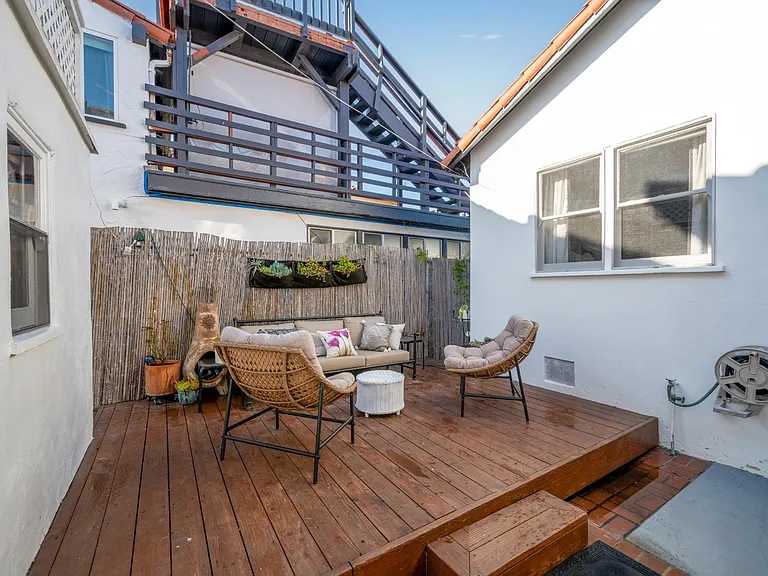 1405 W Bay Ave — Photo 39
