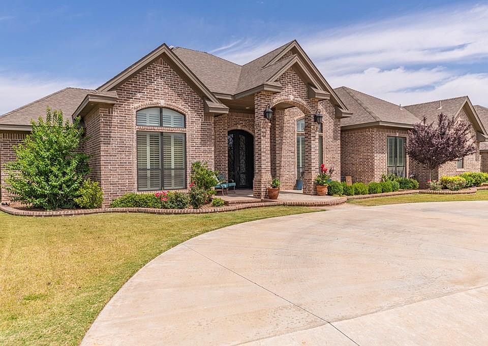 1st image of 2105 Blackwood Dr