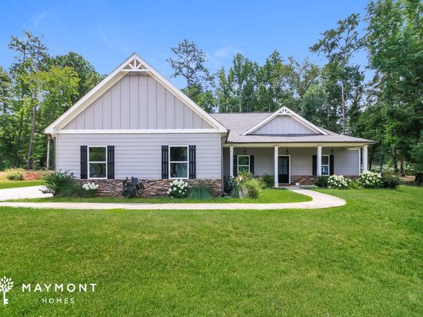 111 Water Oak Dr