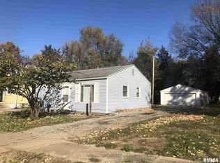 2144 S 16th St, Springfield, IL 62703