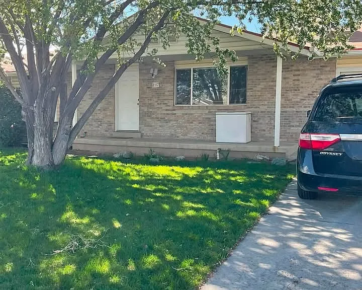 197 W 1350 N — Photo 5