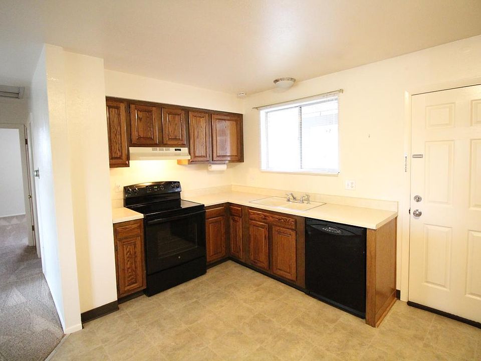 2nd image of 6452 W 78th Ave