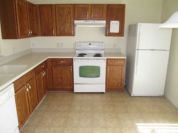 2nd image of 7955 99th Ct