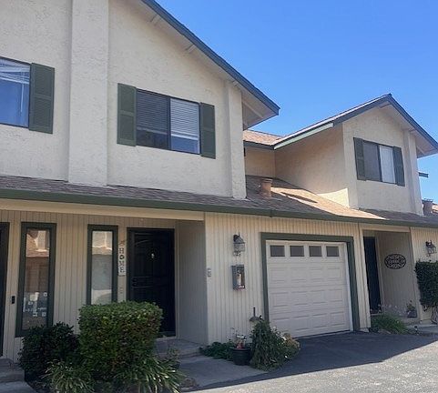 2nd image of 8266 Gaunt Ave Unit B2