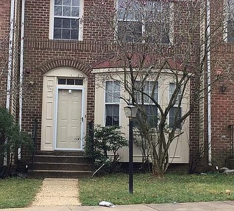 2 parking spots in front 