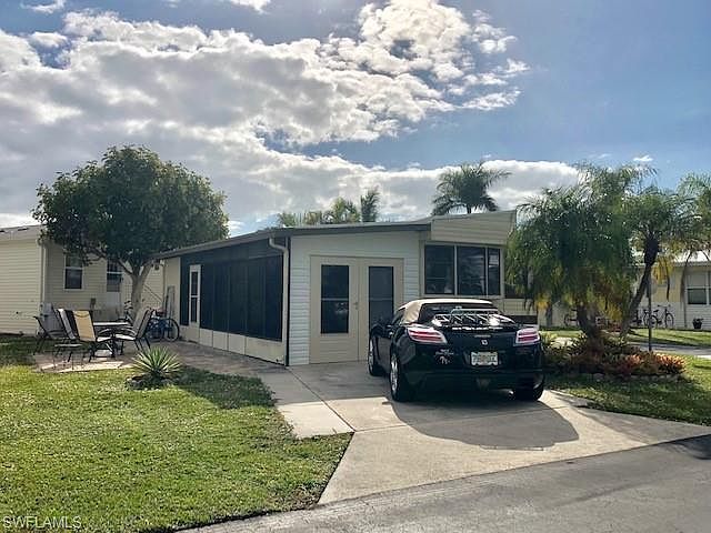 1st image of 4571 E Washington Way