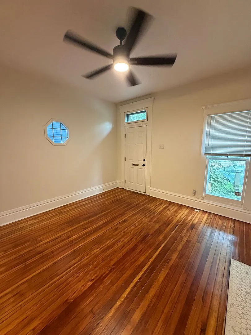 297 Reinhard Ave — Photo 4