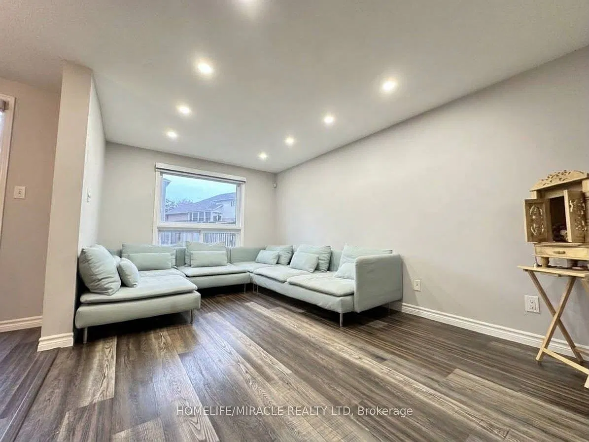 4 bed, $3,000 — Photo 4