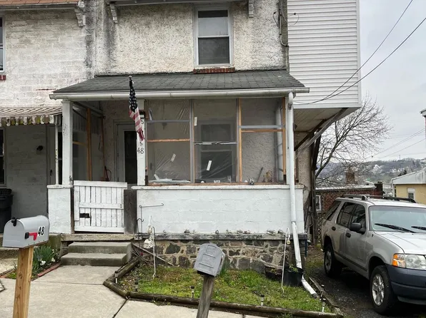 48 Wood St, Coatesville, PA 19320