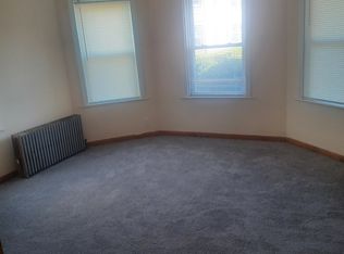 35 Lansdowne St, Brockton, MA 02301