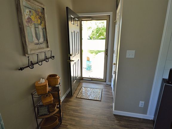 4th image of 3307 Tilbury Dr