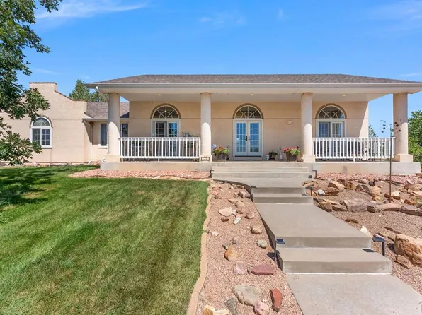 335 W Winterhaven Dr, Pueblo West, CO 81007
