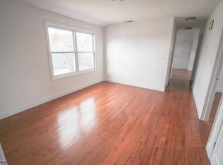 26 Van Rensselaer St UNIT 3, Belleville, NJ 07109