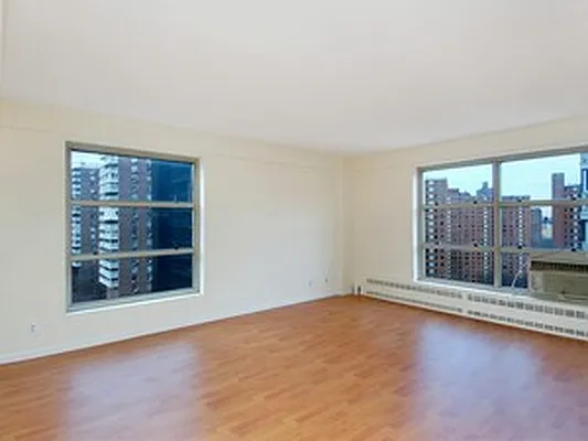 Sold by Citi Habitats | media 31