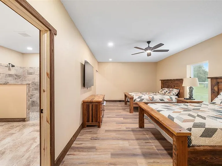 13869 S Highway 475 — Photo 19