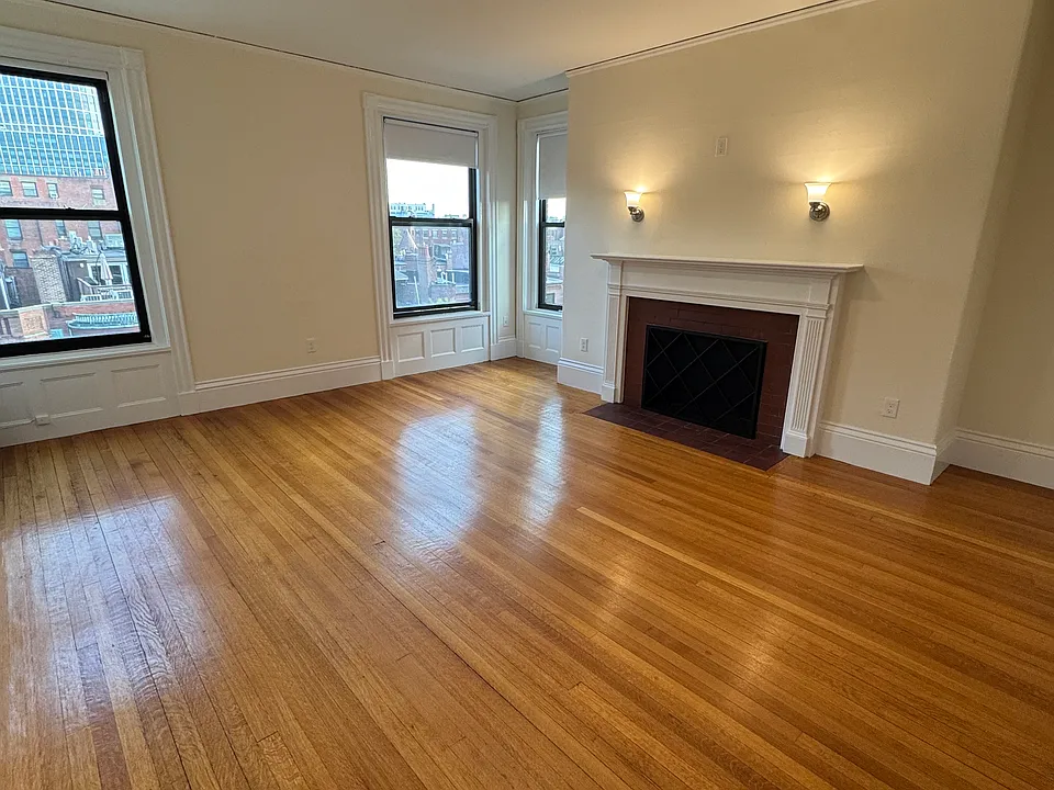488 Beacon St #16