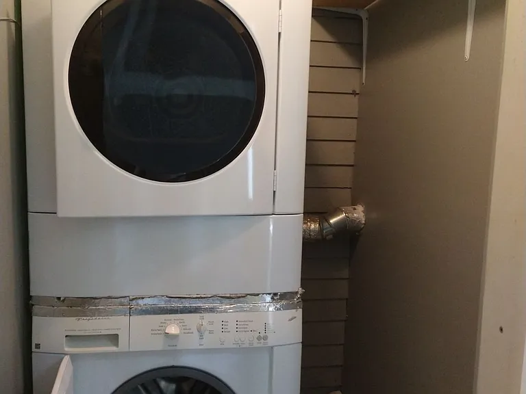 184 Forest Ave #2 — Photo 19