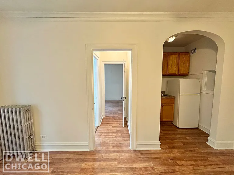 2537 N Sawyer Ave #1 — Photo 3