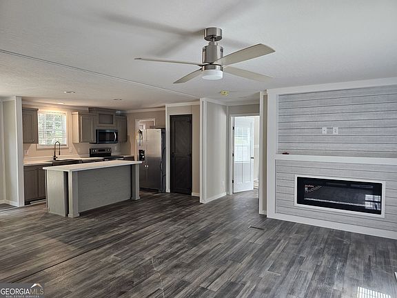 5th image of 26 Spring Lake Dr