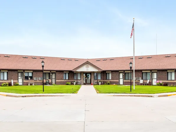 Clover Ridge Apartments, 858 8th St SE APT 10, Altoona, IA 50009